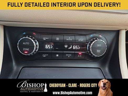 Used 2017 Mercedes-Benz GLA 250 4MATIC image 3