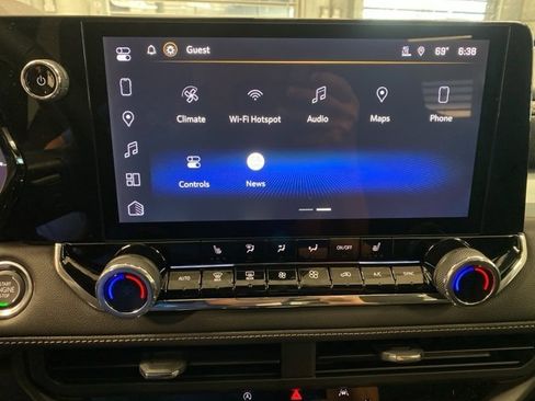 New 2025 Chevrolet Colorado LT w/ LT Convenience Package image 20