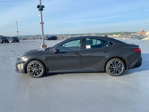 New 2026 Toyota Camry XLE FWD image 7