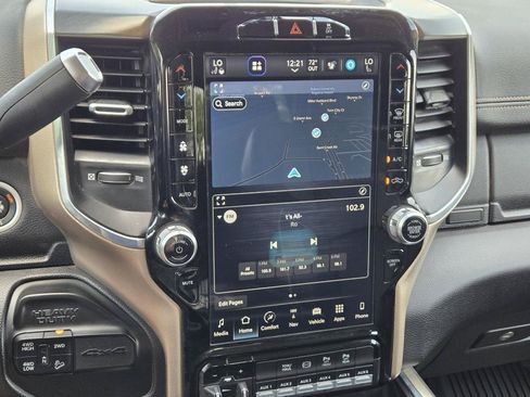 Used 2022 RAM 2500 Laramie AWD/4WD image 24