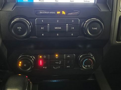 Used 2019 Ford F150 XLT w/ Equipment Group 302A Luxury image 32