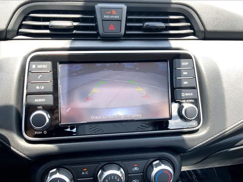 Used 2024 Nissan Versa S w/ Trunk Package FWD image 27