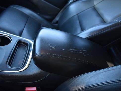 Used 2016 Dodge Durango Limited w/ Nav & Power Liftgate Group image 24