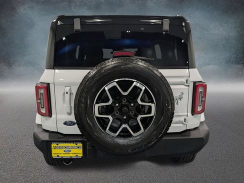 Used 2025 Ford Bronco Outer Banks AWD/4WD image 5