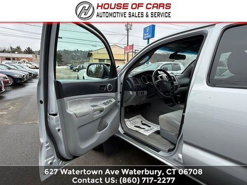 Used 2011 Toyota Tacoma 4x4 Double Cab w/ SR5 Pkg #2 image 23