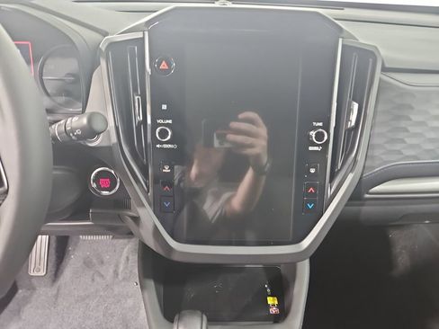 New 2026 Subaru Forester Premium AWD/4WD image 18