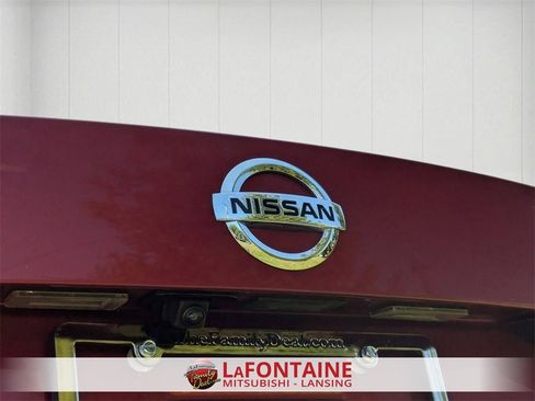 Used 2021 Nissan Sentra SV image 9