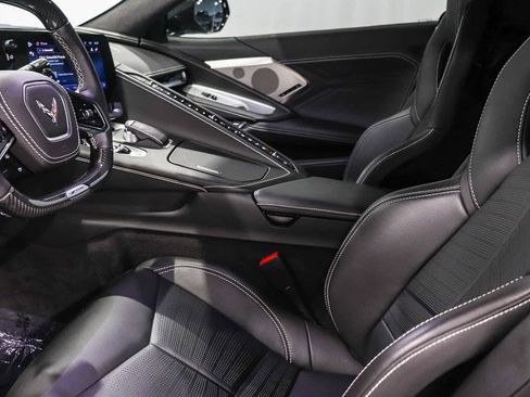 Used 2024 Chevrolet Corvette Z06 RWD image 17