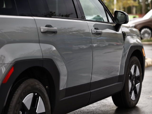 Certified 2026 Hyundai Santa Fe SE FWD image 9