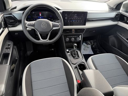 Certified 2025 Volkswagen Taos S image 15