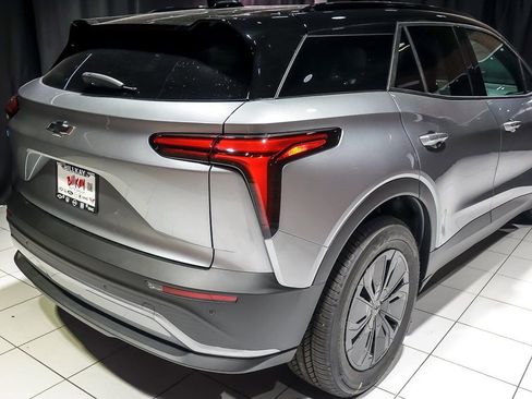 New 2025 Chevrolet Blazer EV LT w/ Midnight/Sport Edition FWD image 9