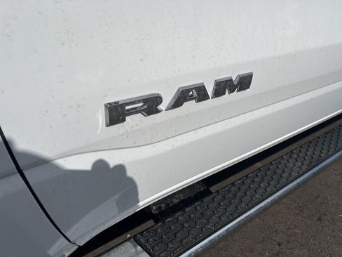 Used 2021 RAM 1500 Big Horn AWD/4WD image 30