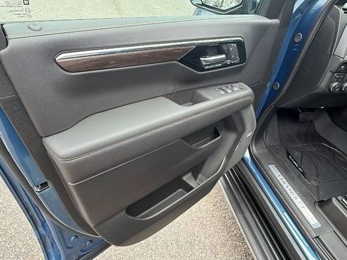 New 2026 Chevrolet Tahoe Premier w/ Sun And Tow Package image 11