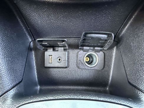 Used 2018 Chevrolet Cruze LT w/ Convenience Package FWD image 20