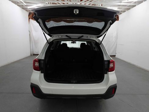 Used 2018 Subaru Outback 2.5i Premium w/ Protection Package #1 AWD/4WD image 28