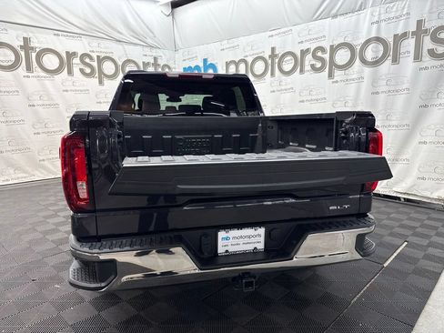 Used 2025 GMC Sierra 1500 SLT AWD/4WD image 6