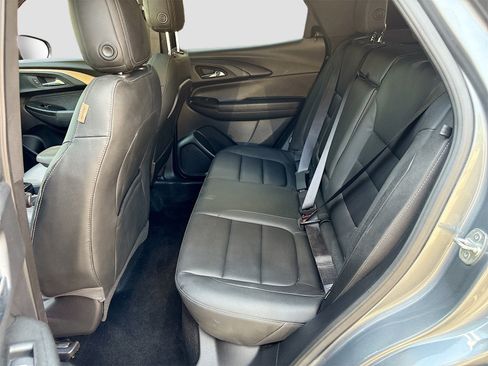 Used 2022 Chevrolet TrailBlazer ACTIV w/ Sun and Liftgate Package image 25