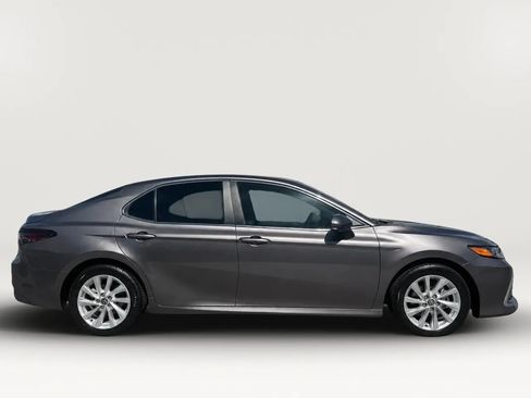 Used 2024 Toyota Camry LE FWD image 8