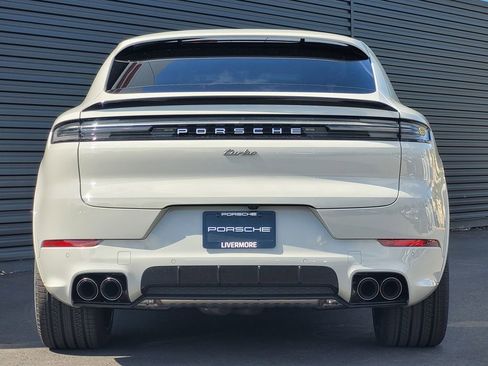 New 2025 Porsche Cayenne Turbo image 6