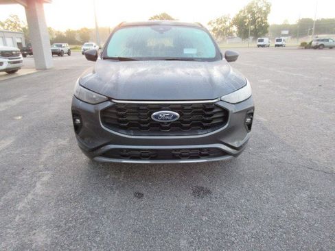 Used 2024 Ford Escape ST-Line Elite w/ Premium Technology Package image 8