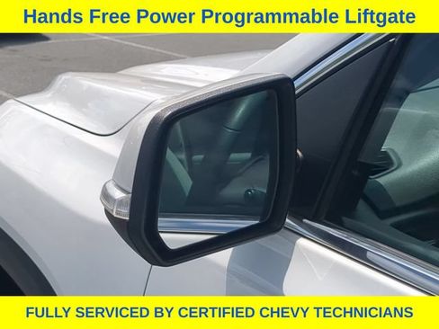 Used 2023 GMC Acadia SLE w/ Driver Convenience Package FWD image 19