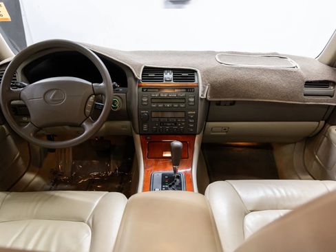 Used 1998 Lexus LS 400 image 12