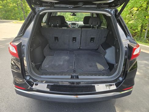 Used 2019 Chevrolet Equinox LT FWD image 9