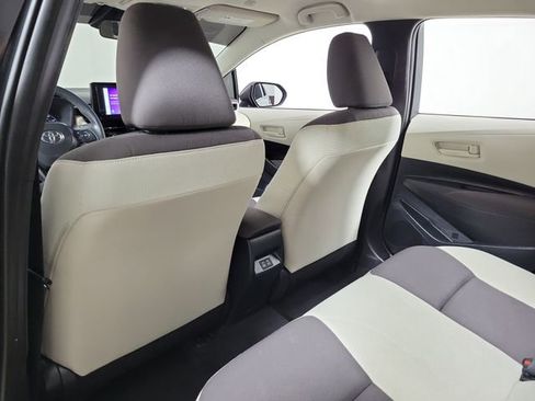 Used 2024 Toyota Corolla LE image 11