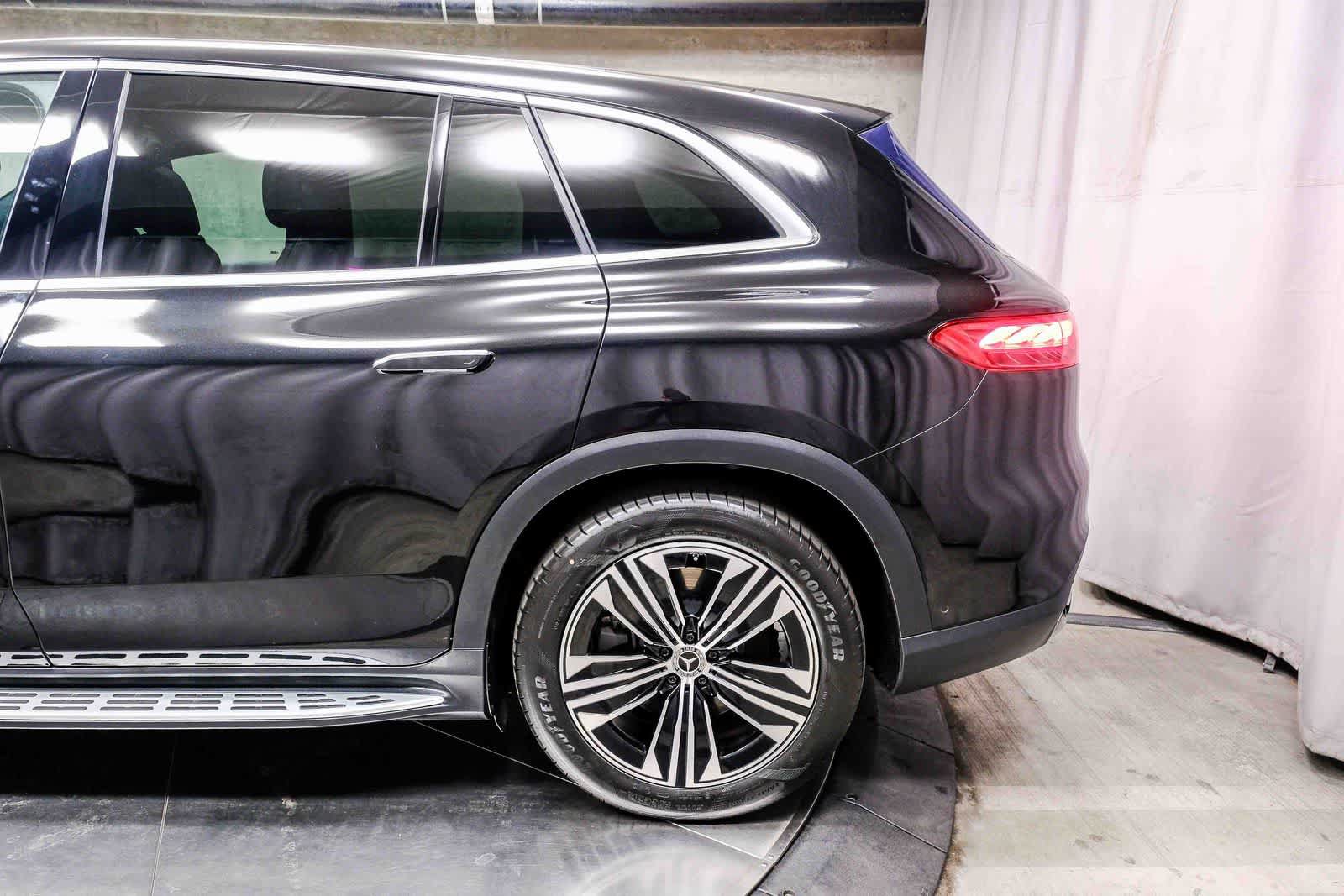 Certified 2024 Mercedes-Benz EQS 450+ SUV image 8