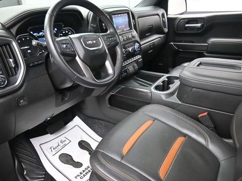 Used 2022 GMC Sierra 1500 AT4 w/ AT4 Premium Package image 18