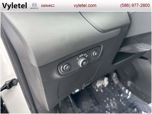 Used 2023 Buick Encore GX Preferred w/ Cold Weather Comfort Package image 19