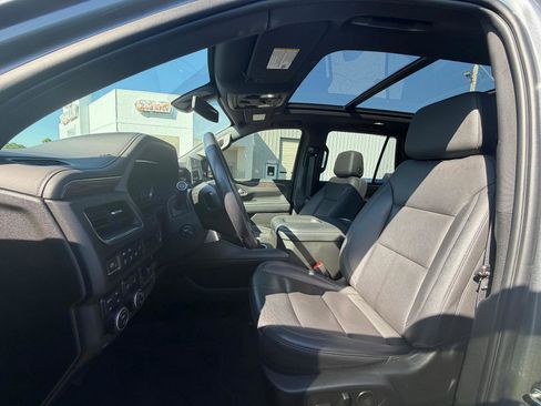 Used 2022 Chevrolet Tahoe Z71 w/ Z71 Off-Road Package AWD/4WD image 8