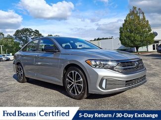Certified 2024 Volkswagen Jetta Sport image 1