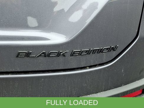 Used 2025 Honda Pilot Black Edition image 40