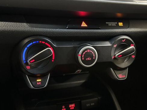 Used 2019 Kia Rio S FWD image 16