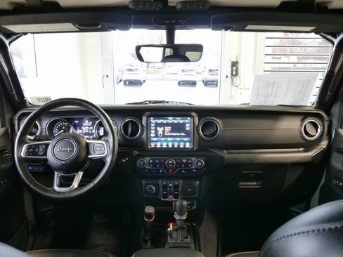 Used 2021 Jeep Wrangler Unlimited Sahara w/ Cold Weather Group image 16