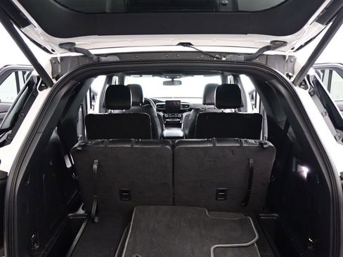 Used 2022 Ford Explorer ST w/ ST Street Pack image 27