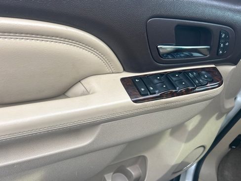 Used 2014 GMC Yukon Denali image 11