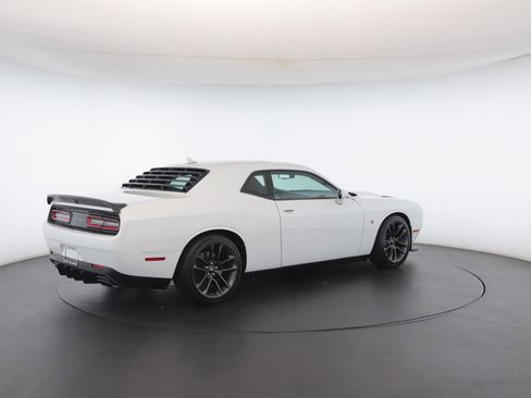 Used 2021 Dodge Challenger R/T Scat Pack image 32