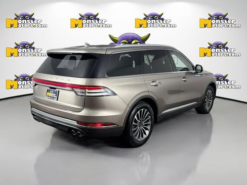 Used 2020 Lincoln Aviator Reserve w/ Equipment Group 201A image 5