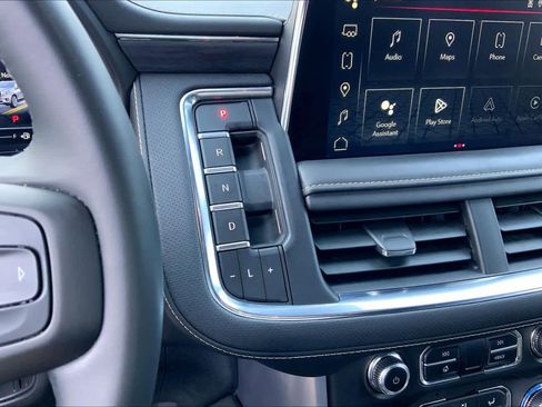 Used 2024 GMC Yukon SLT image 15