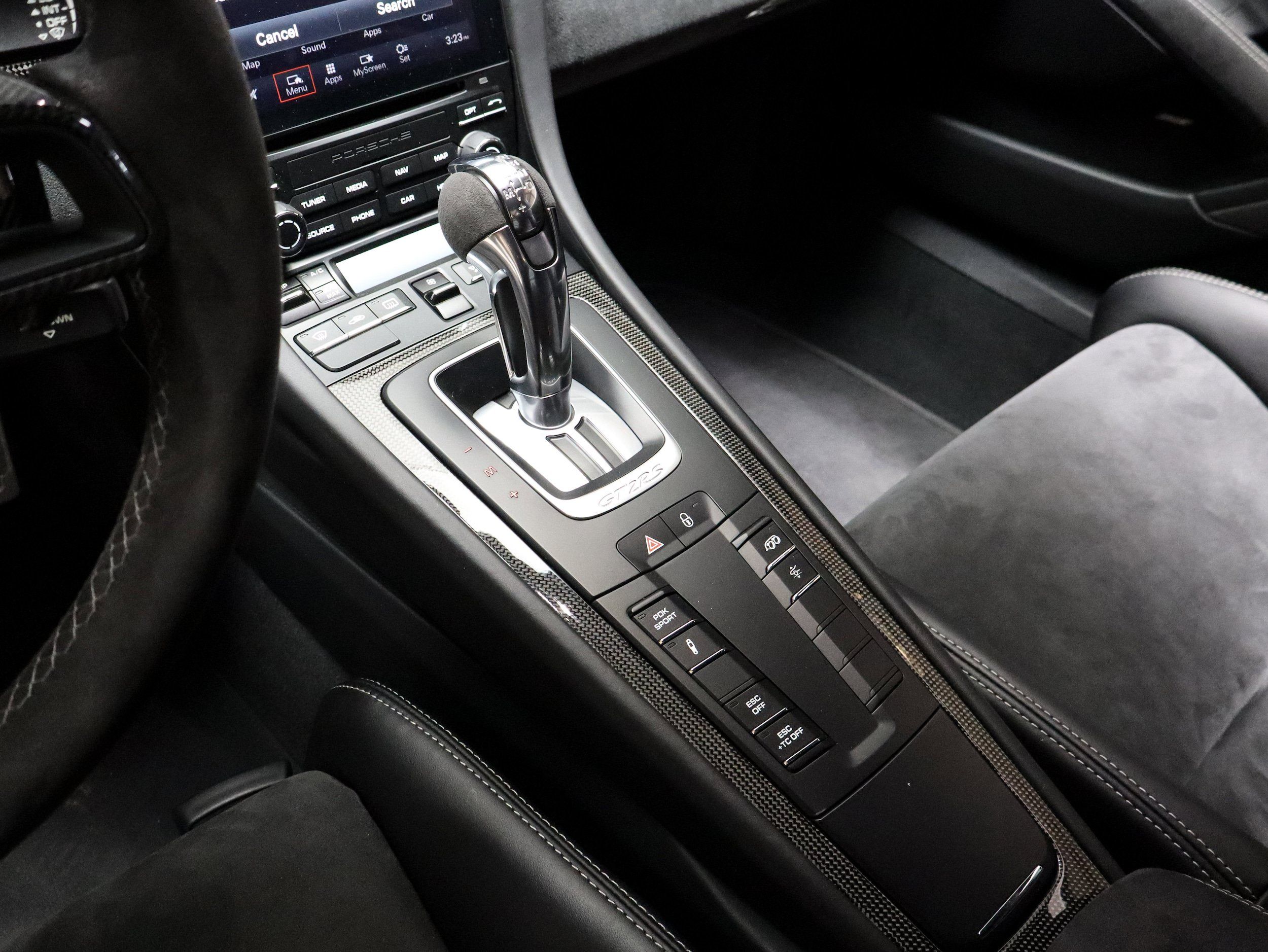 Certified 2018 Porsche 911 GT2 RS RWD image 36