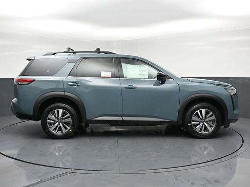New 2026 Nissan Pathfinder SL AWD/4WD image 29