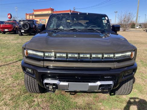 New 2026 GMC Hummer EV SUV image 9