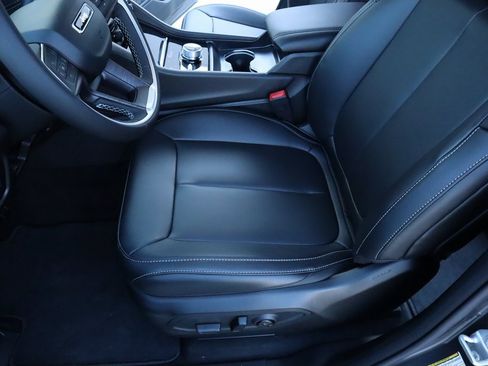 New 2025 Jeep Grand Cherokee Limited w/ Black Appearance Package image 12