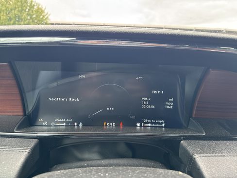 Used 2021 Lincoln Navigator Reserve AWD/4WD image 18