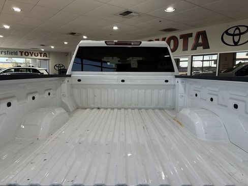 Used 2024 Chevrolet Silverado 2500 Custom w/ Custom Value Package RWD image 23