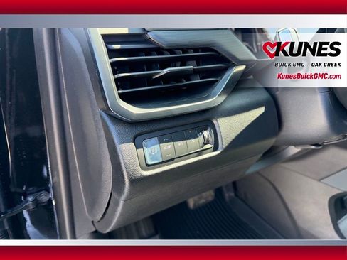 New 2026 GMC Acadia AT4 w/ Luxury Package image 11