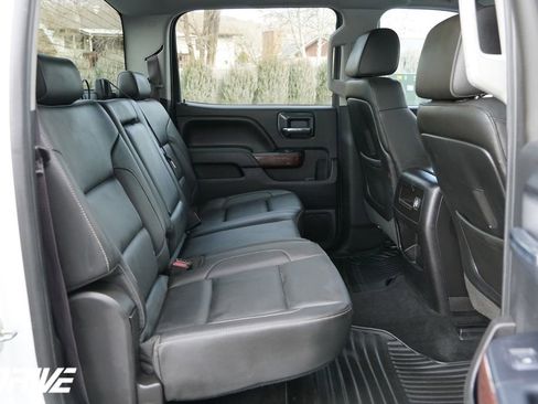 Used 2015 GMC Sierra 2500 SLT w/ Duramax Plus Package image 40