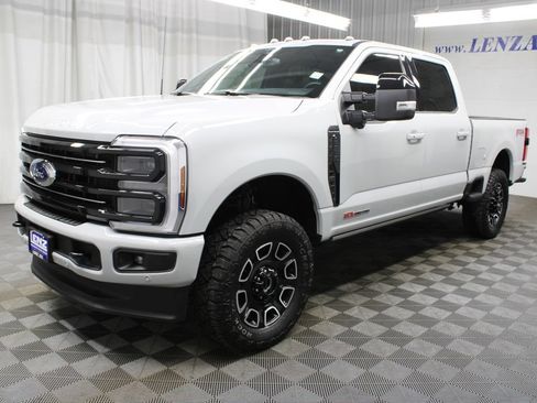 Used 2026 Ford F250 Platinum AWD/4WD image 9